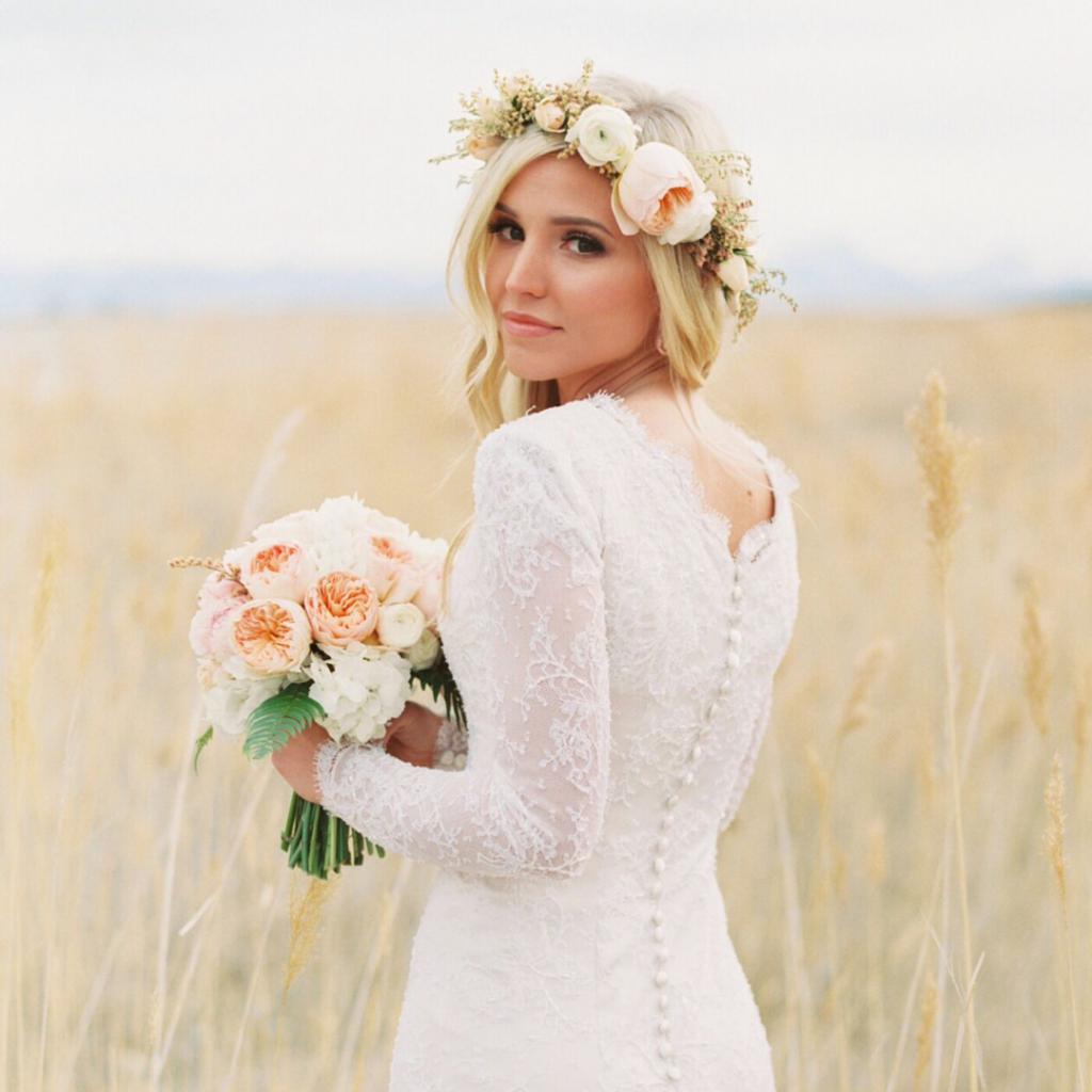 Flower accessories to accessorize a wedding dress